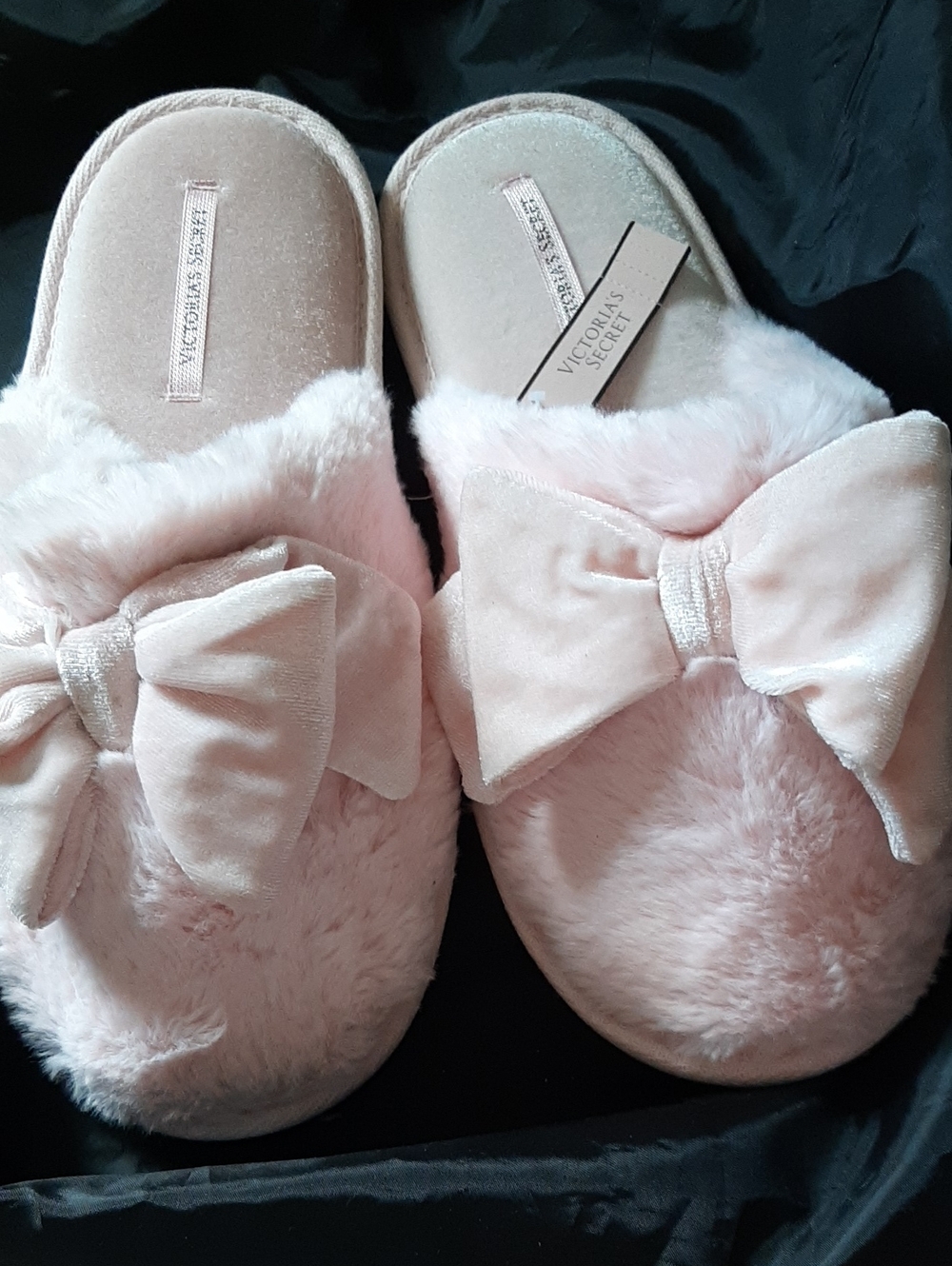 Victoria's Secret Plush Bow Slippers - Pale Pink Faux Fur NWT